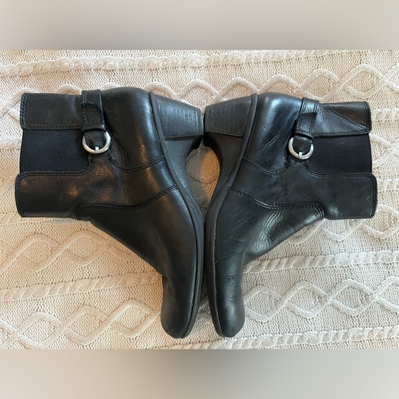 Naturalizer Black Leather Ankle Boots Women’s Size 8 Narrow - Picture 8 of 13